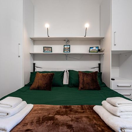A Due Fermate Dal ColosseoWi-Fi & Netflix Gratis Apartment Rome Bagian luar foto