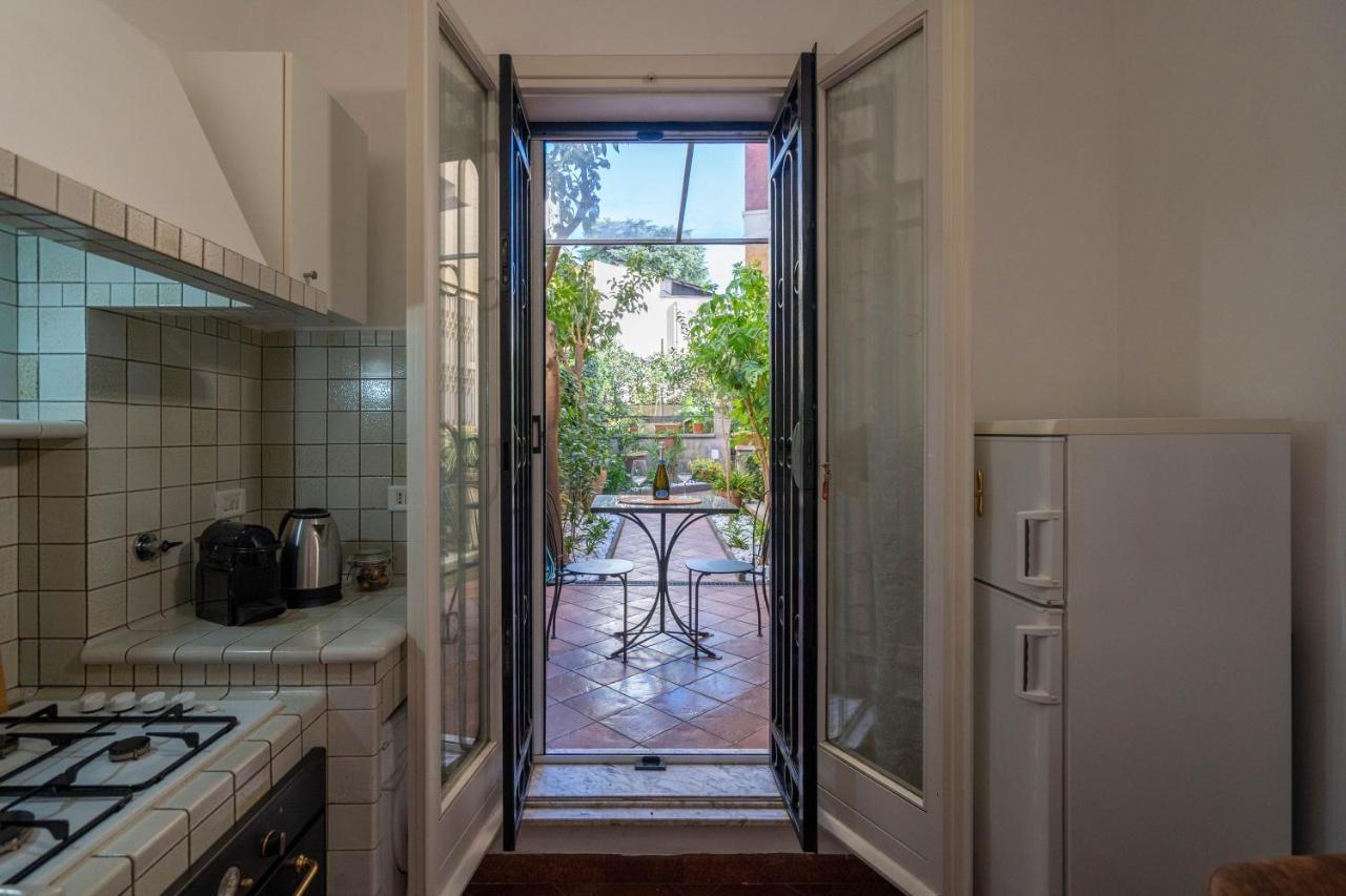 A Due Fermate Dal ColosseoWi-Fi & Netflix Gratis Apartment Rome Bagian luar foto