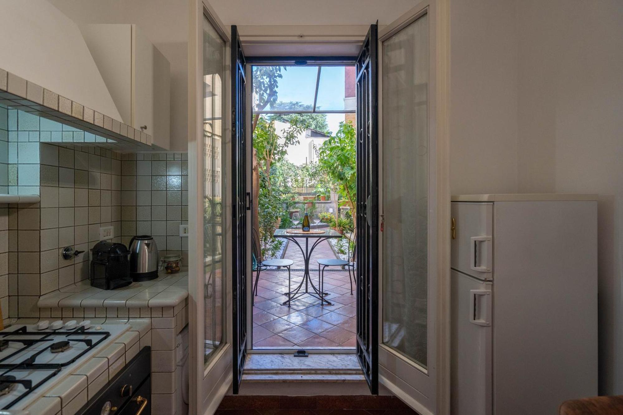 A Due Fermate Dal ColosseoWi-Fi & Netflix Gratis Apartment Rome Bagian luar foto