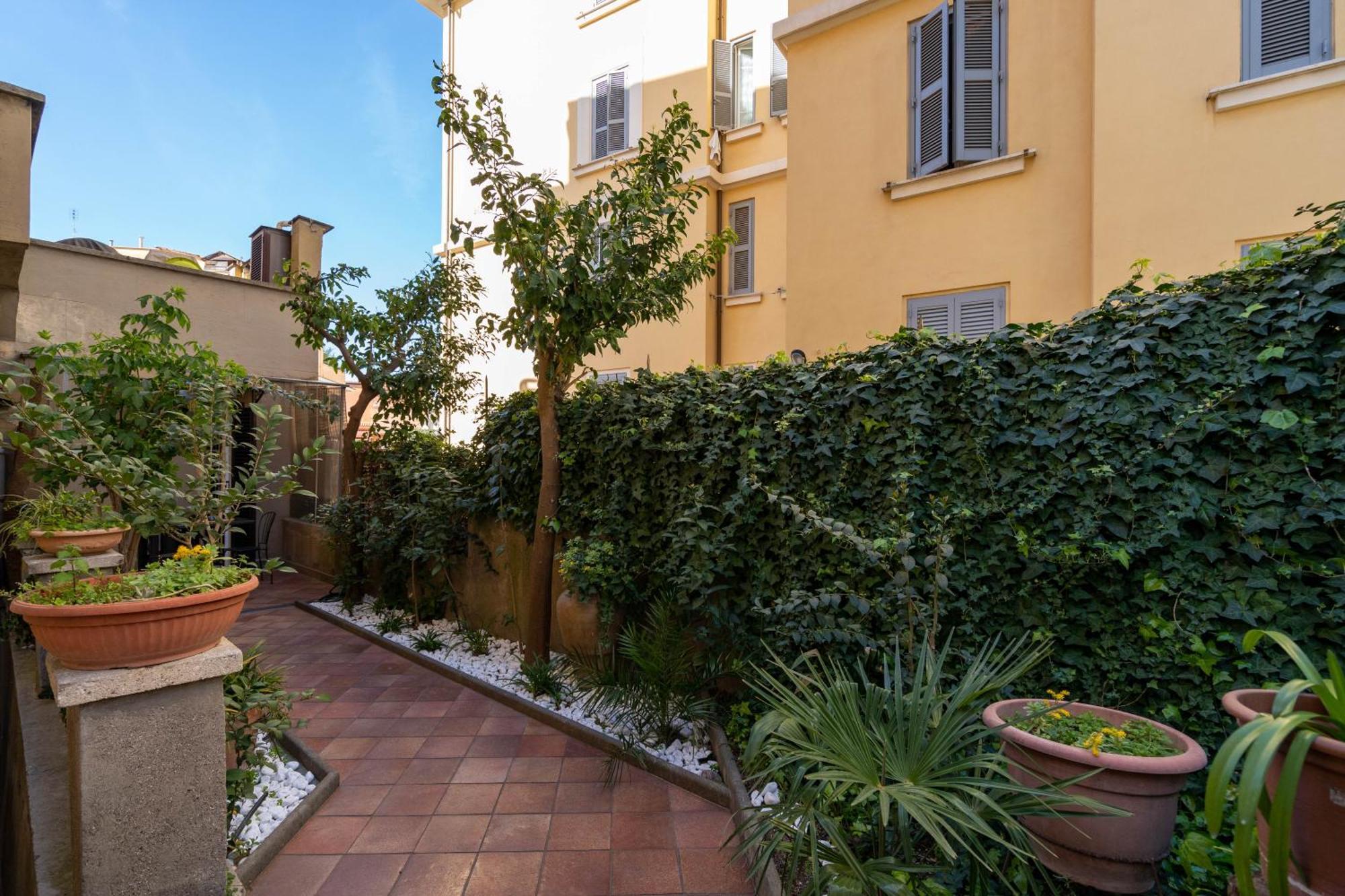 A Due Fermate Dal ColosseoWi-Fi & Netflix Gratis Apartment Rome Bagian luar foto